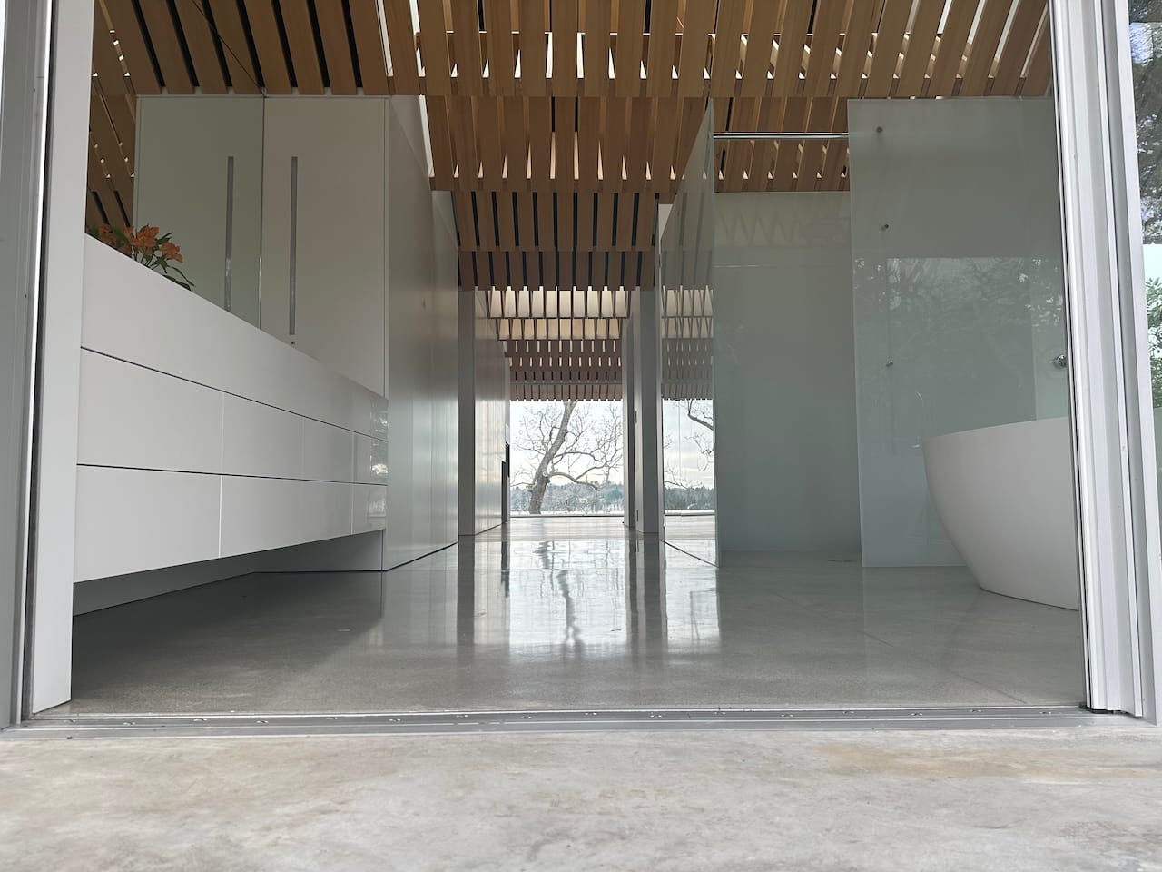 Ultra Modern Seaview project detail image.